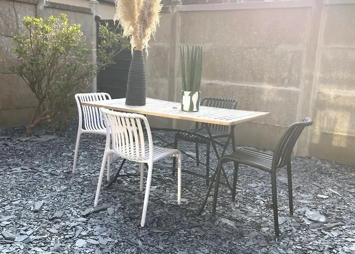 La Maison Du Voyageur Toque Lejlighed Charleville-Mézières